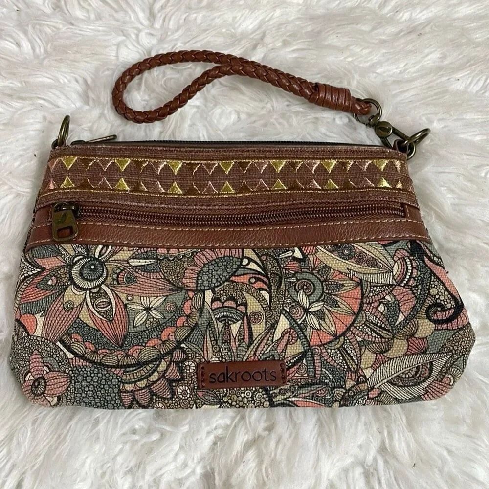 SAKROOTS Floral Wristlet Purse Handbag Braided Strap 10” W x 6 1/2”L